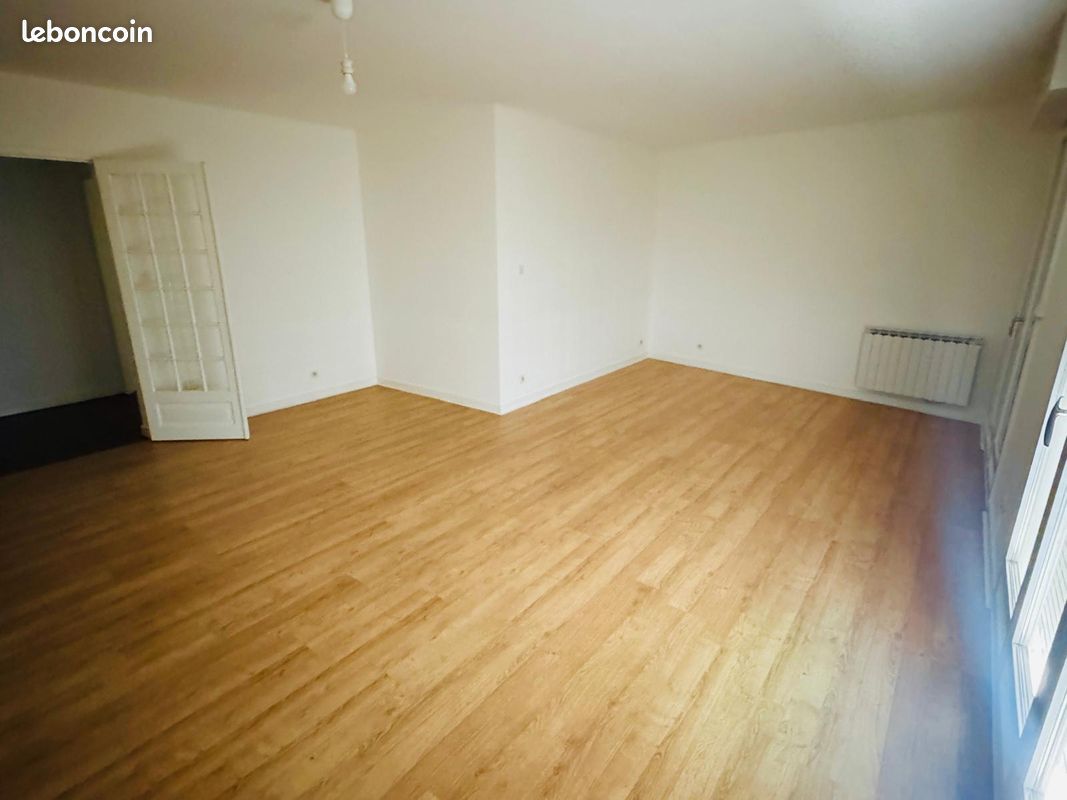 Appartement a louer chatellerault - 4 pièce(s) - 95 m2 - Surfyn