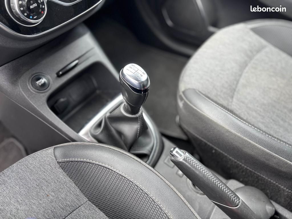 RENAULT CAPTUR 1.5 Energy dCi - 90 Intens PHASE 2 (image 16)