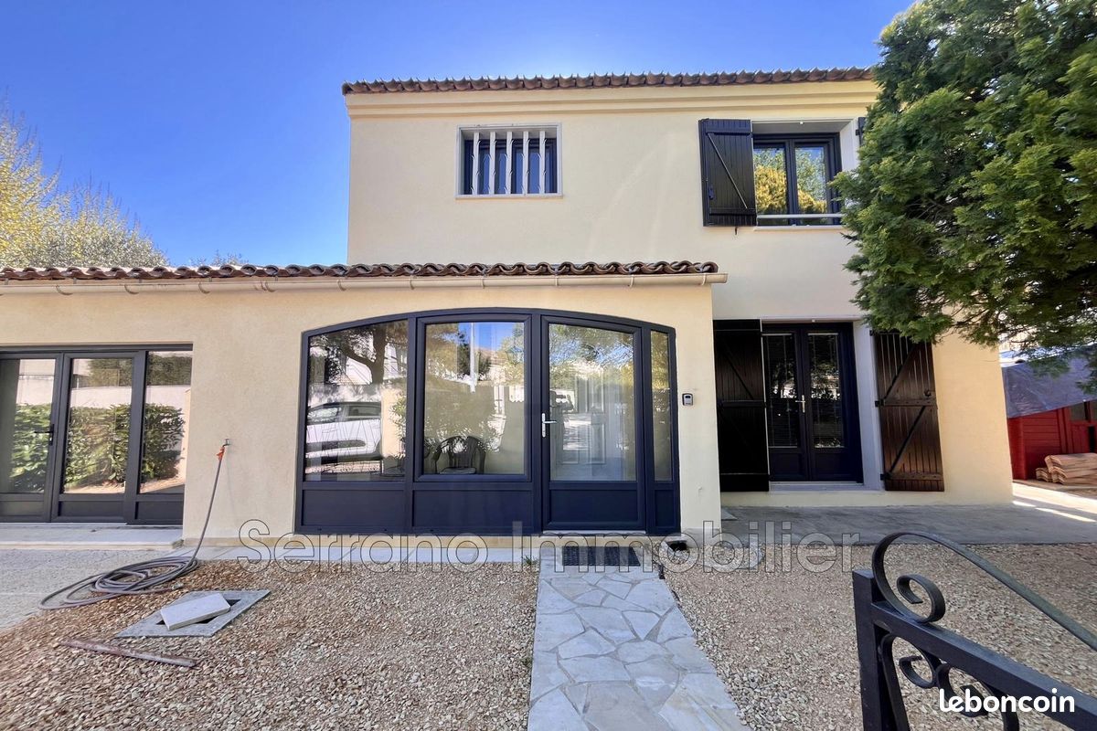 Maison 6 pièces 132 m² · à Tarascon · 132 m² · 328 000 €