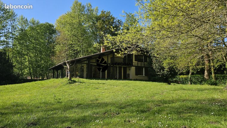 Villa 6 pièces 172 m²