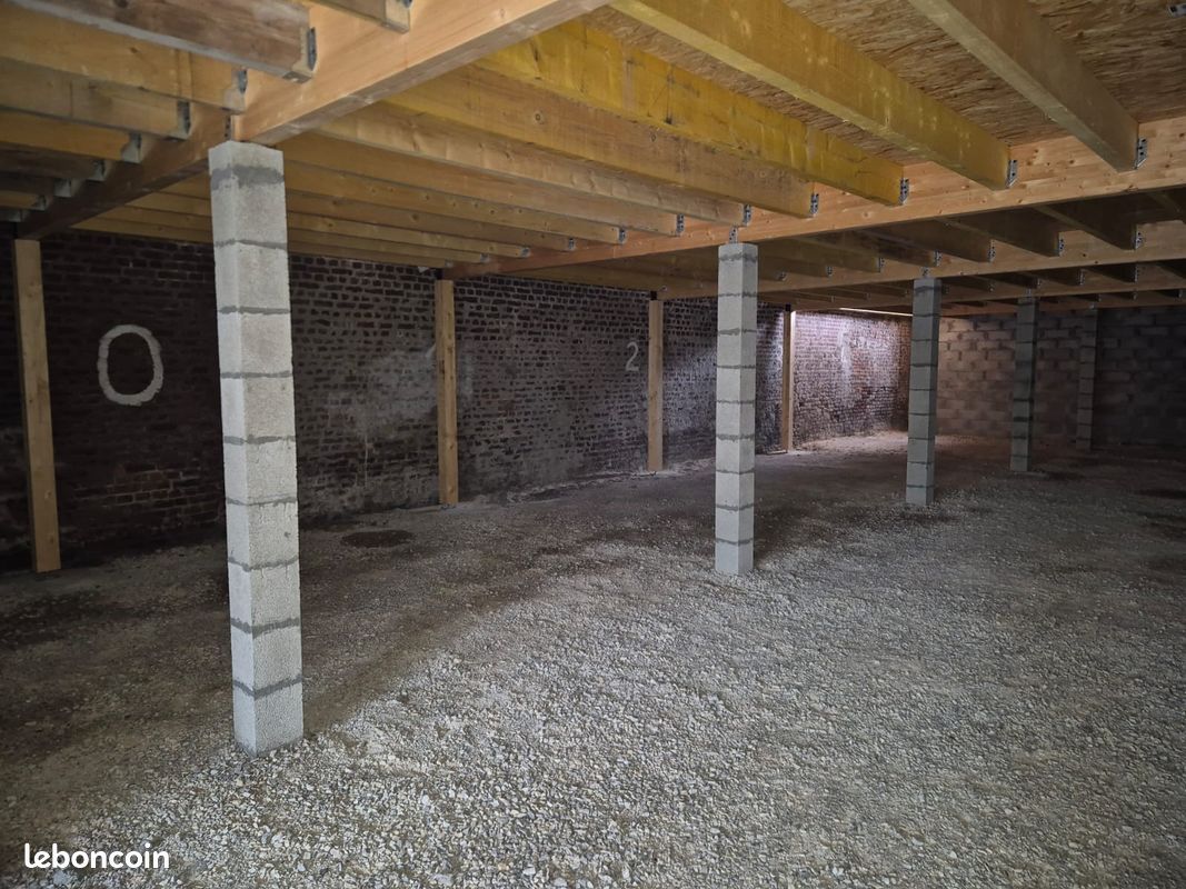 Parking couvert · à Étaples · 110 €