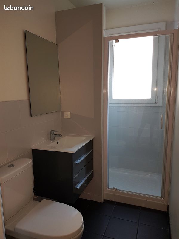 Appartement a louer lons-le-saunier - 2 pièce(s) - 33 m2 - Surfyn