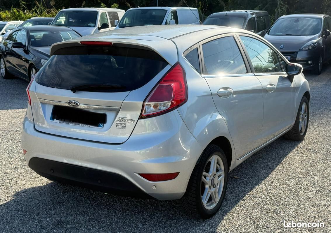 Ford Fiesta IV 1.6 TDCi 95 FAP Titanium 5p (image 3)