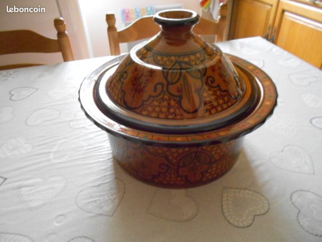 Terrine plat marocain en terre cuite neuve (image 2)