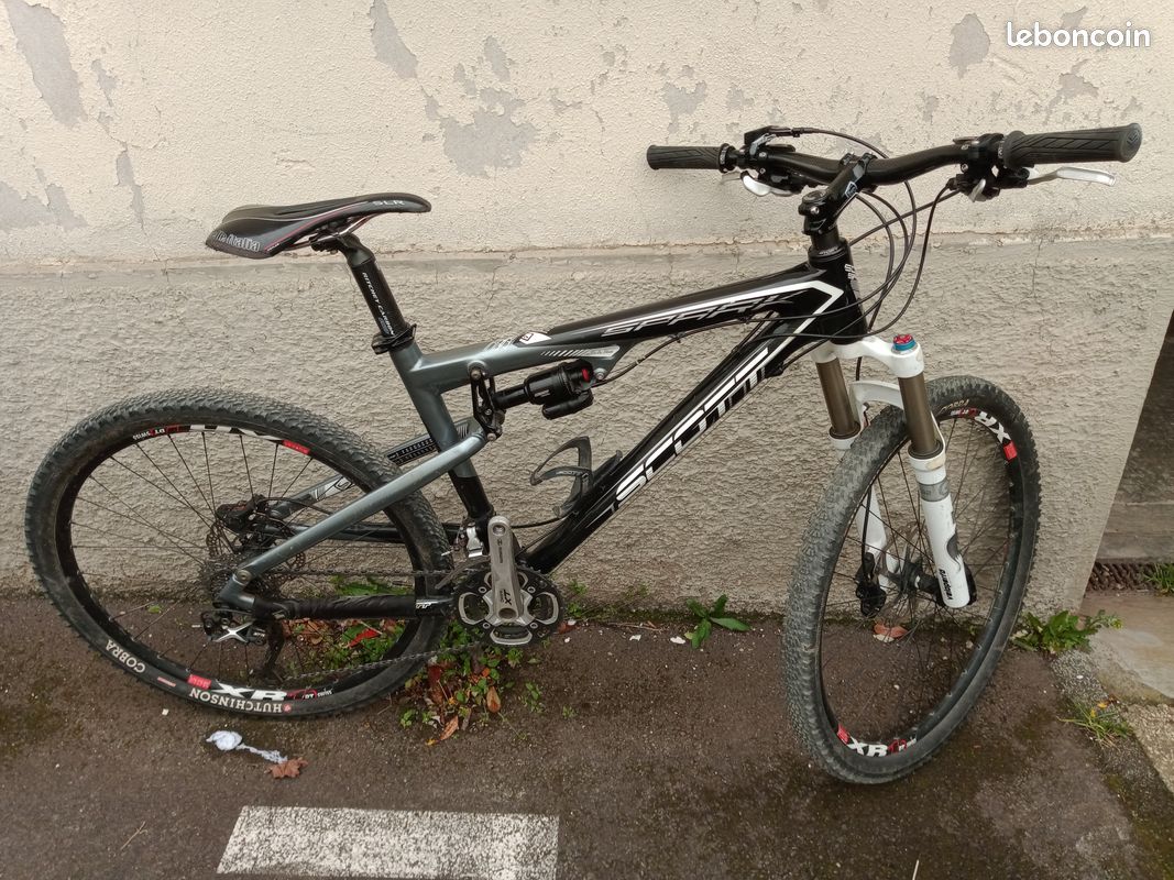 Vtt scott spark 20 tout carbone 26’ M (1.65 jusqu'à 1.78 m) (image 2)