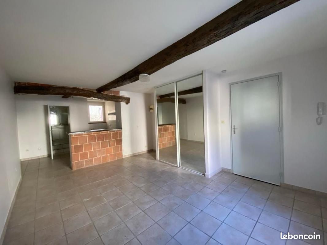 Appartement 1 pièce 31 m² · à Castres · 31 m² · 363 €/mois