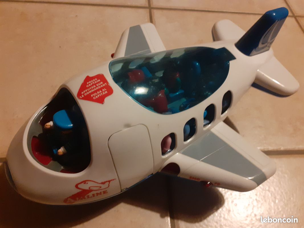 Jouet Avion avec pilote et passagers (image 3)