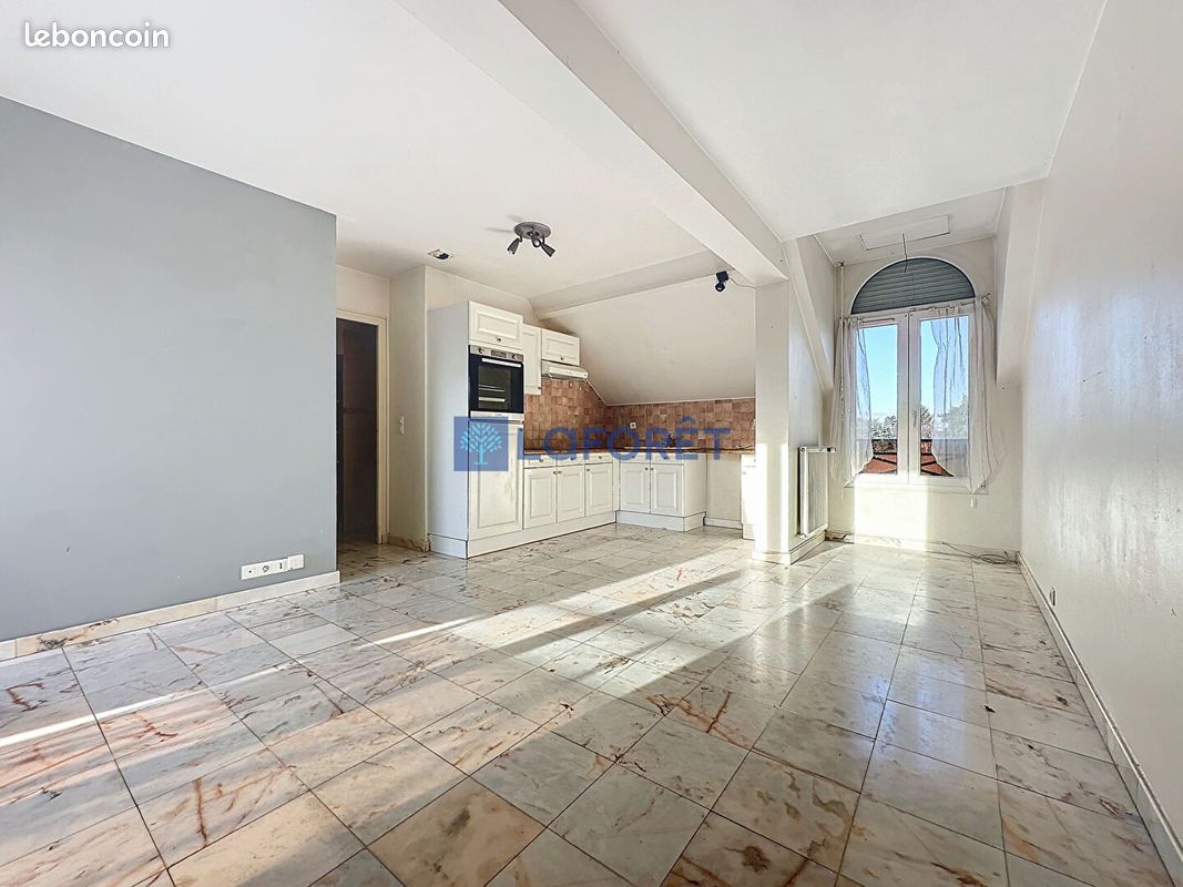 Appartement 2 pièces 41 m² · à Sainte-Geneviève-des-Bois · 41 m² · 896 €/mois