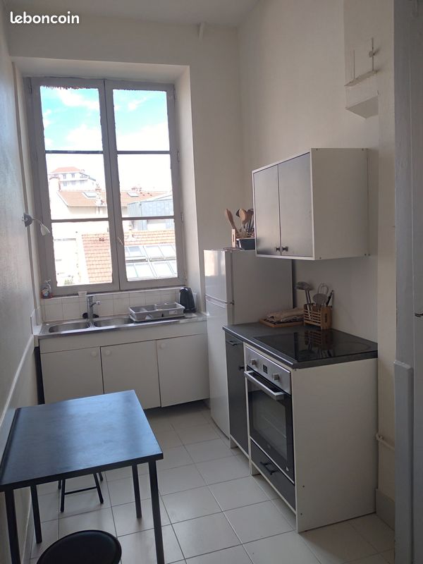 Appartement 2 pièces 44 m² · à Lyon · 44 m² · 911 €/mois