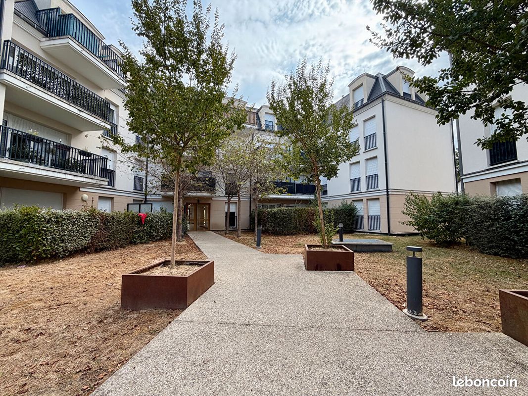 Appartement 3 pièces 61 m² · à Le Plessis-Trévise · 61 m² · 279 000 €