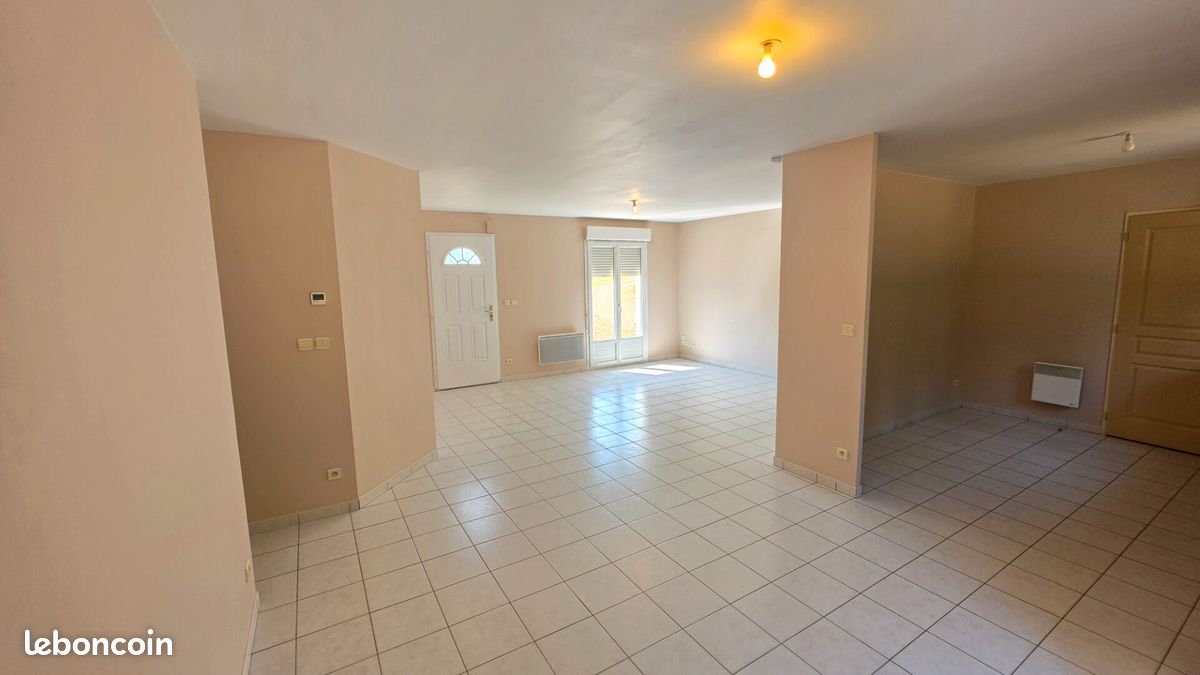 Maison 4 pièces 96 m² · à Genillé · 96 m² · 770 €