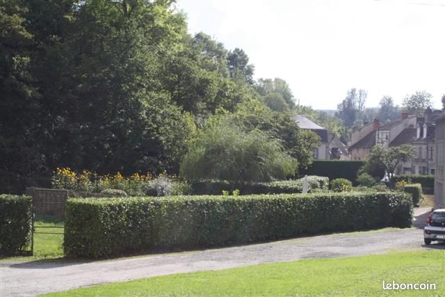 Maison 5 pièces 160 m² · à Aubusson · 160 m² · 740 €/mois