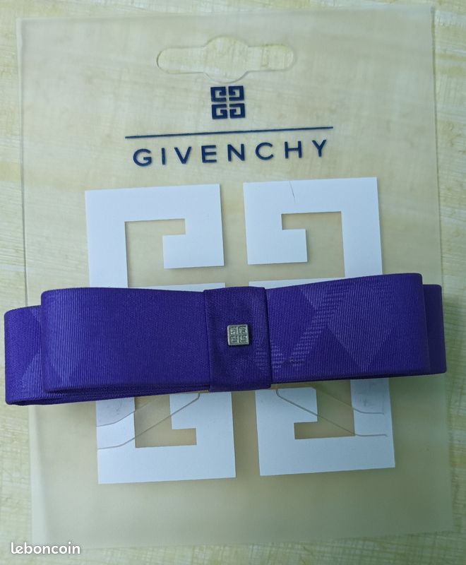 Barette à cheveux Givenchy (image 1)