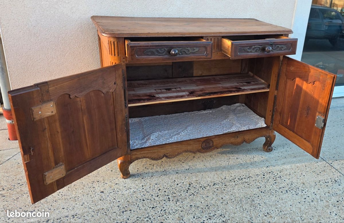 Bas buffet Ancien Style Louis XV (image 9)