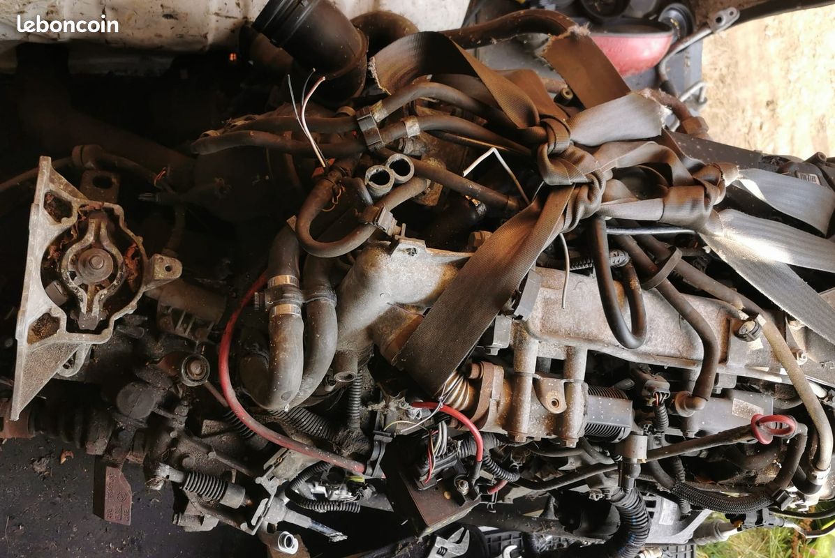 Moteur Fiat Punto 1,9 L JTD 90 CV (image 3)
