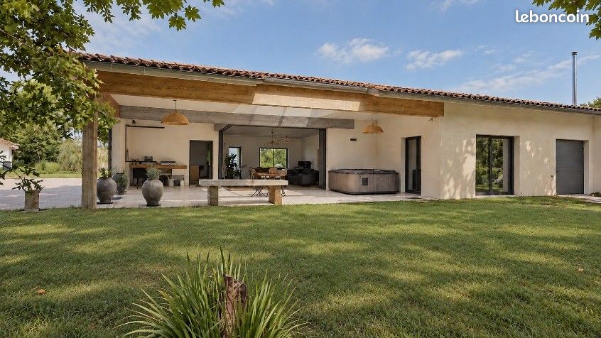 Maison 5 pièces 167 m² · à Saint-Aubin-de-Médoc · 167 m² · 649 000 €