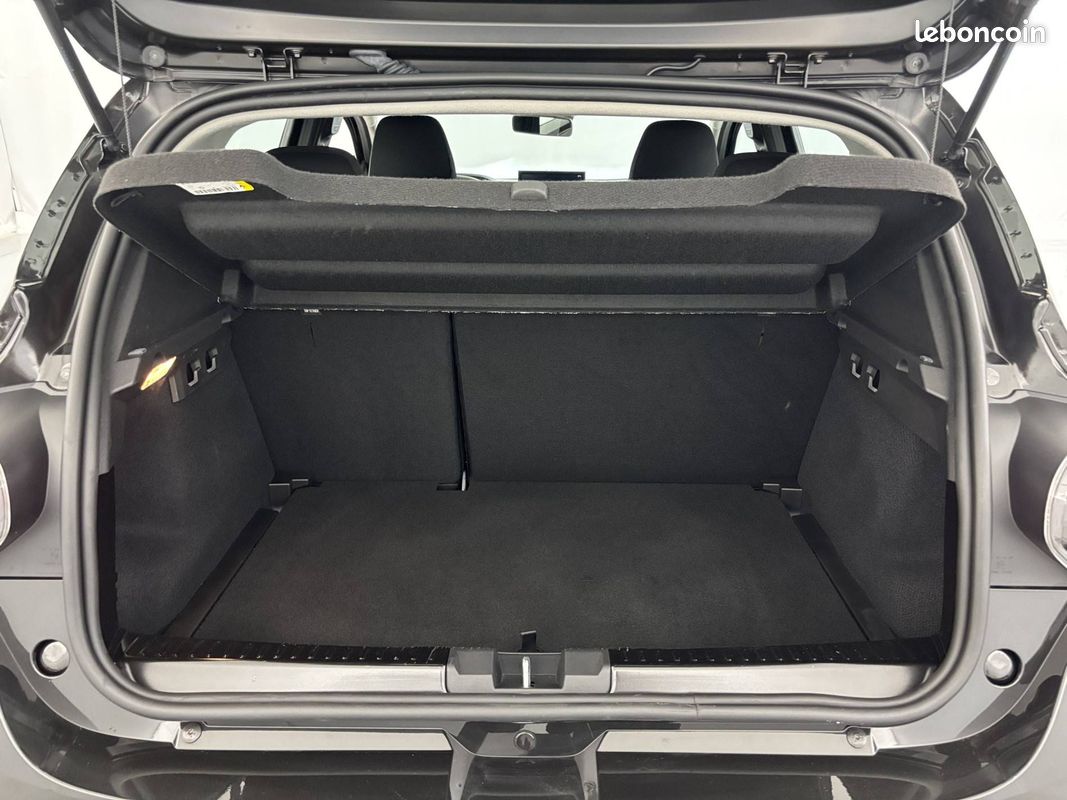 DACIA Sandero TCe 110 Stepway Extreme (image 18)