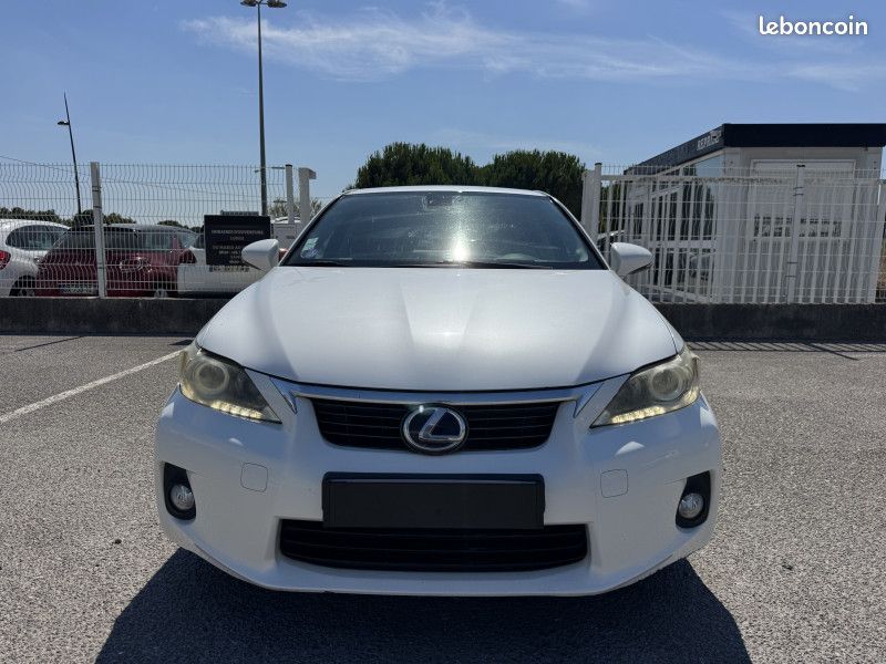 Lexus CT 200H PASSION (image 3)