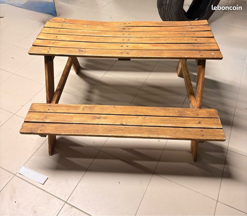Table de jardin enfant (image 1)