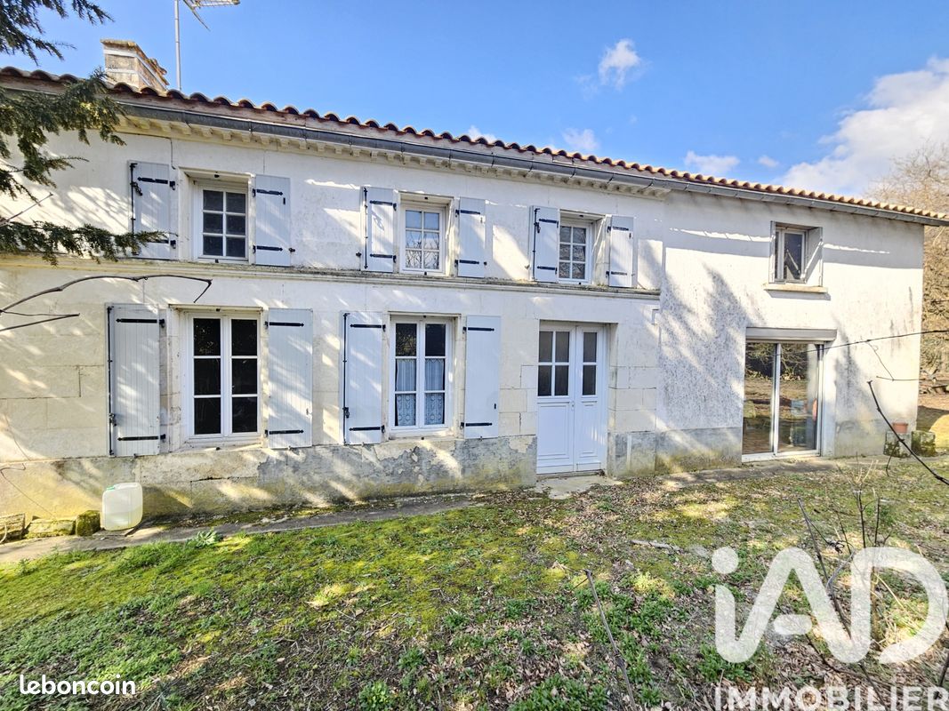 Maison 4 pièces 106 m² · à Nieul-lès-Saintes · 106 m² · 185 000 €