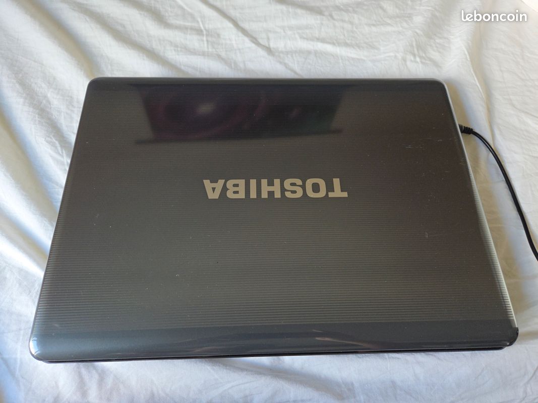 Écran Pour Toshiba Satellite P300-1AP – Occasion – Pièce Détachée