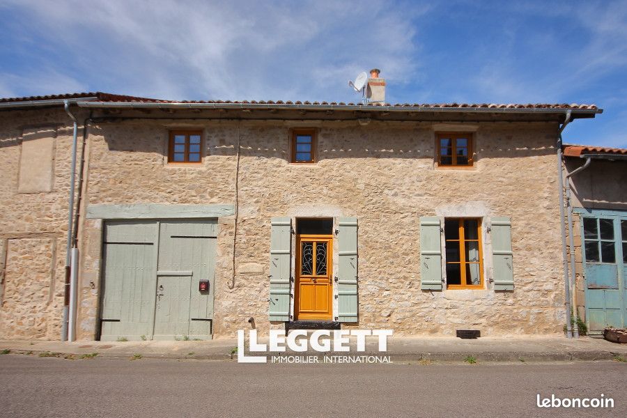 Maison 9 pièces 193 m² · aux Salles-Lavauguyon · 193 m² · 224 700 €