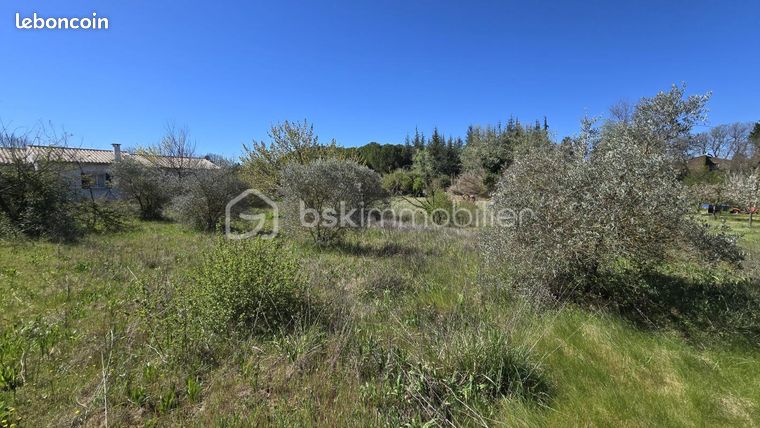 Terrain 2 294 m² Ansouis