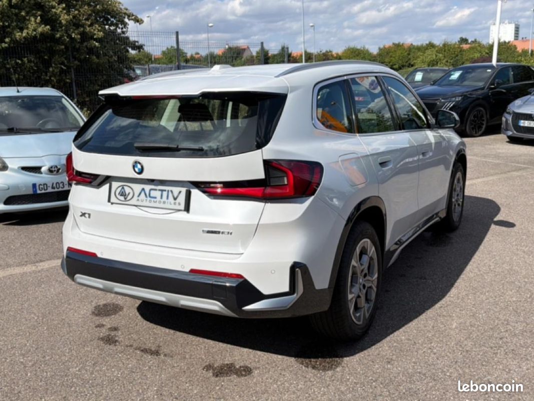 BMW X1 (u11) sdrive18i 136 xline (image 5)