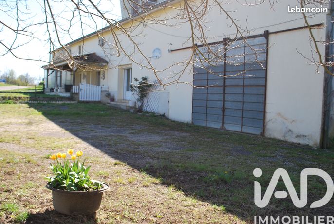 Maison 8 pièces 130 m²