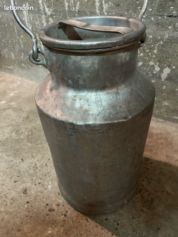 Bidon à lait aluminium (image 1)