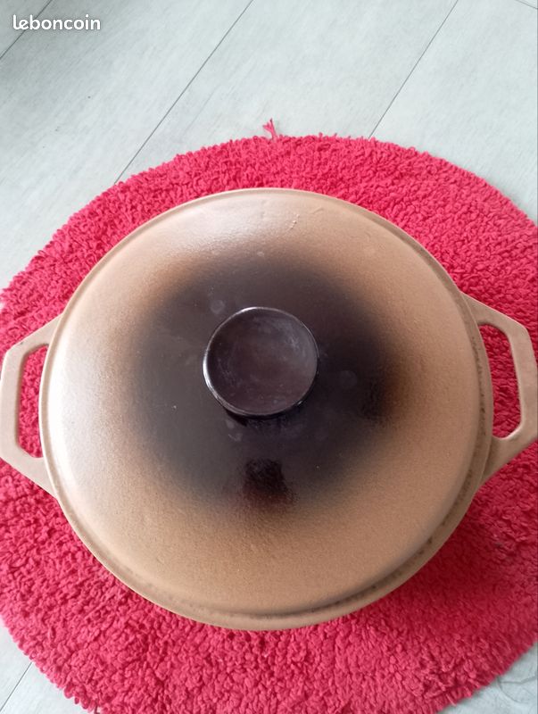 Faitout/ cocotte en fonte (image 1)