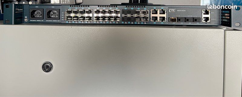 Switch SFP L2+ 20xGb + 4X10gb (image 1)
