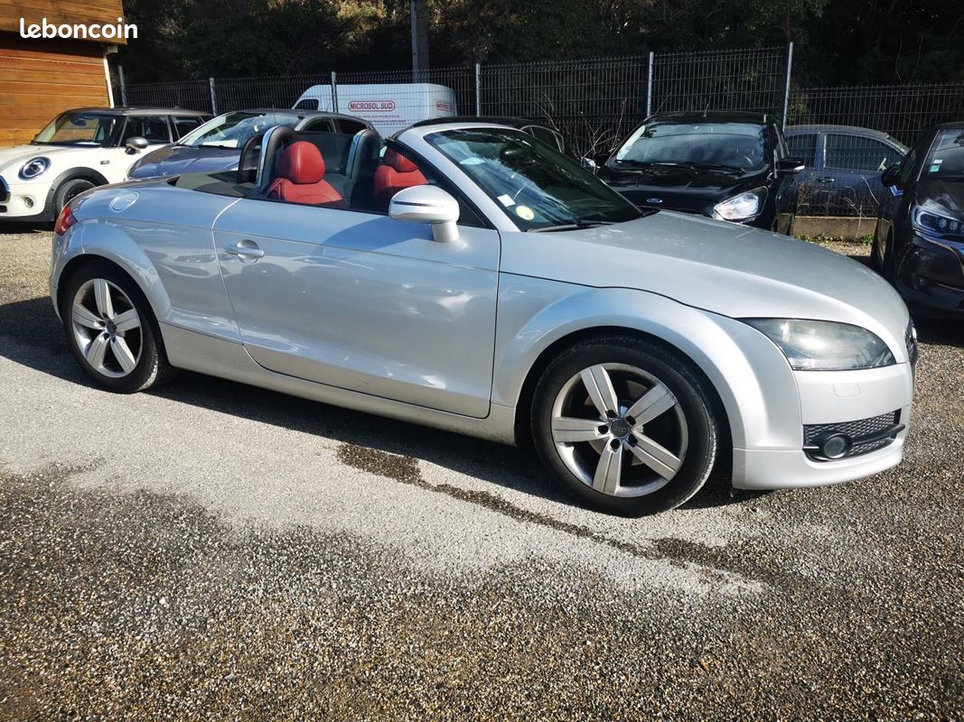 Audi tt roadster 2.0 tfsi 200 (image 9)