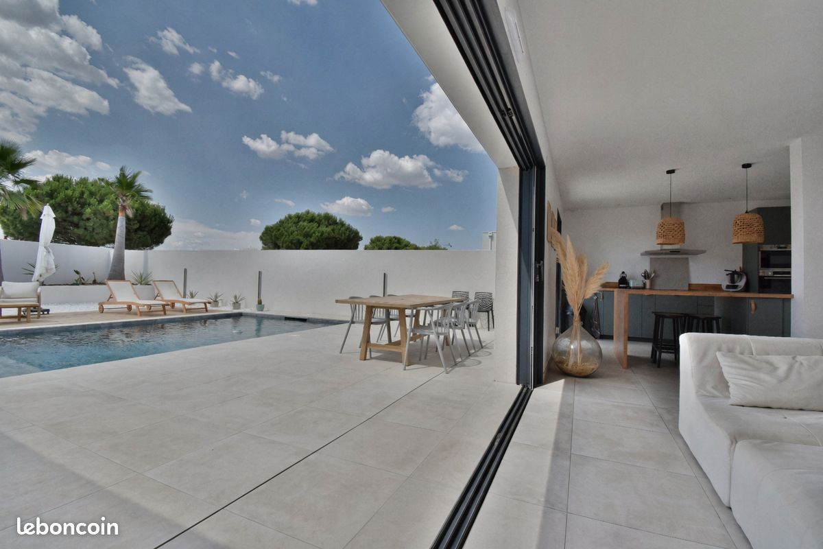 Villa contemporaine 2024 à 700 m de la mer • Piscine • Sans vis-à-vis (image 11)