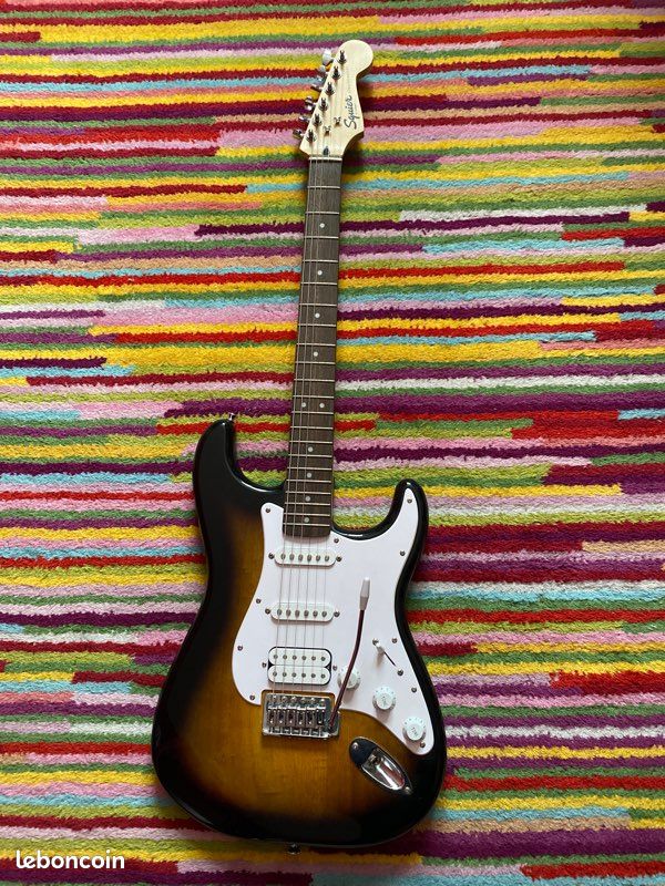 Squier Affinity Strat IL 3CSB (image 1)