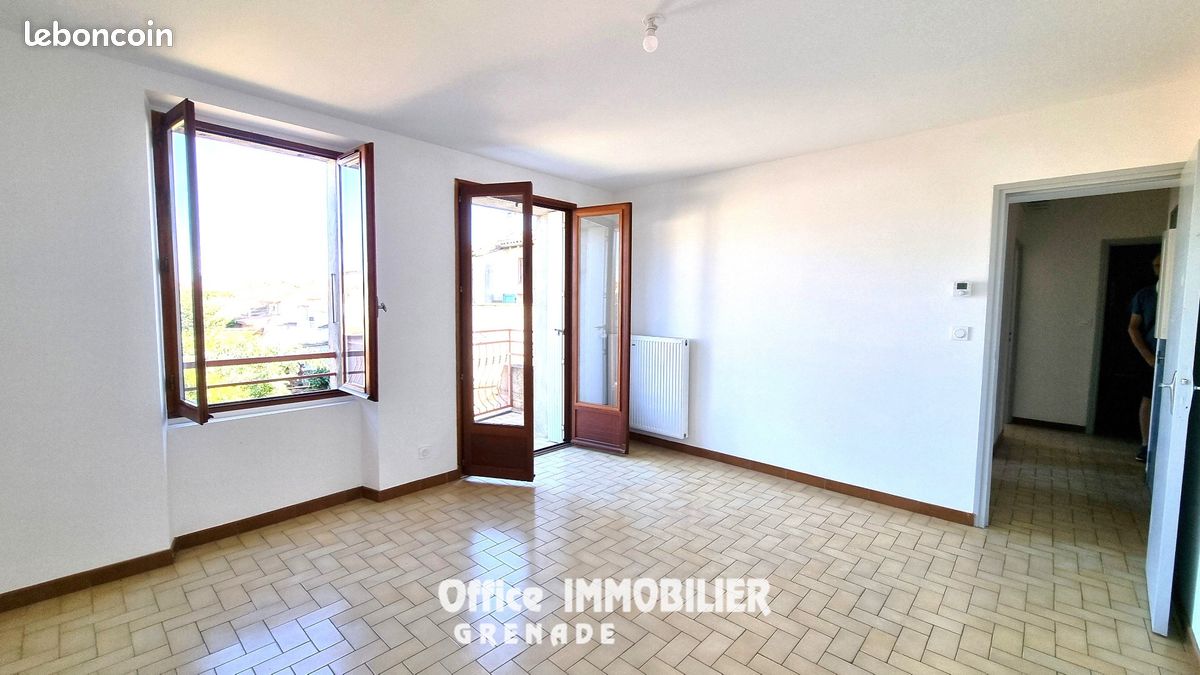 Appartement 3 pièces 52 m² · à Grenade · 52 m² · 745 €/mois