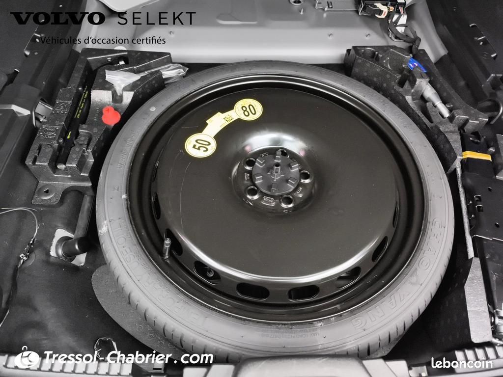 Volvo V60 B4 197 ch DCT7 Ultra Style Dark (image 27)