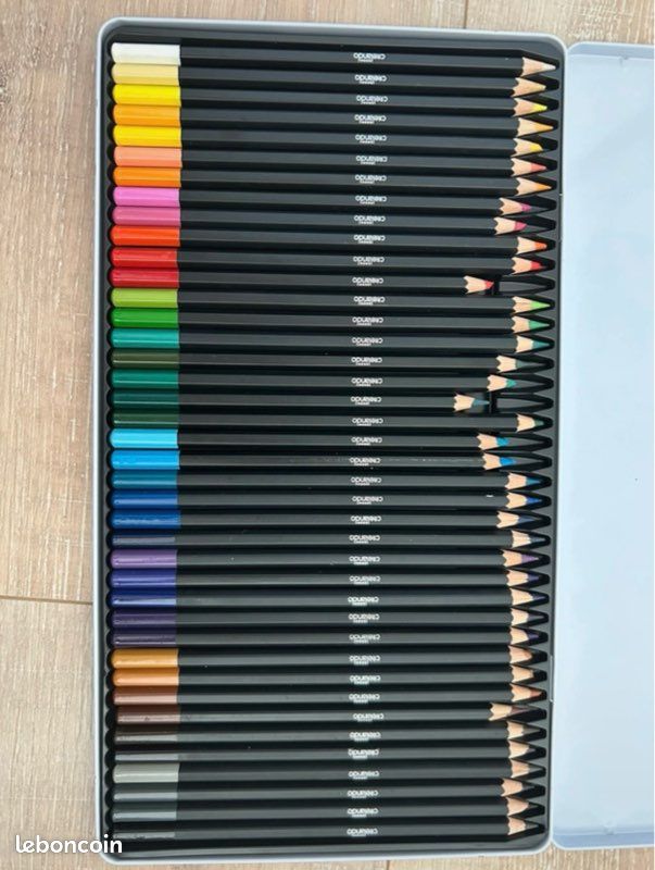 Crayons de couleurs crelando (image 2)