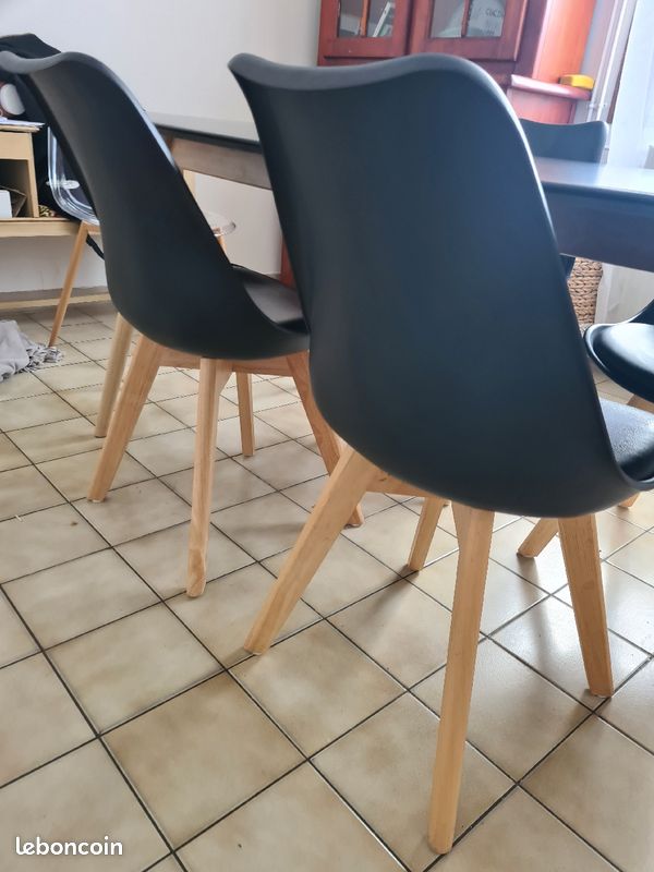 Table et chaises scandinave (image 4)