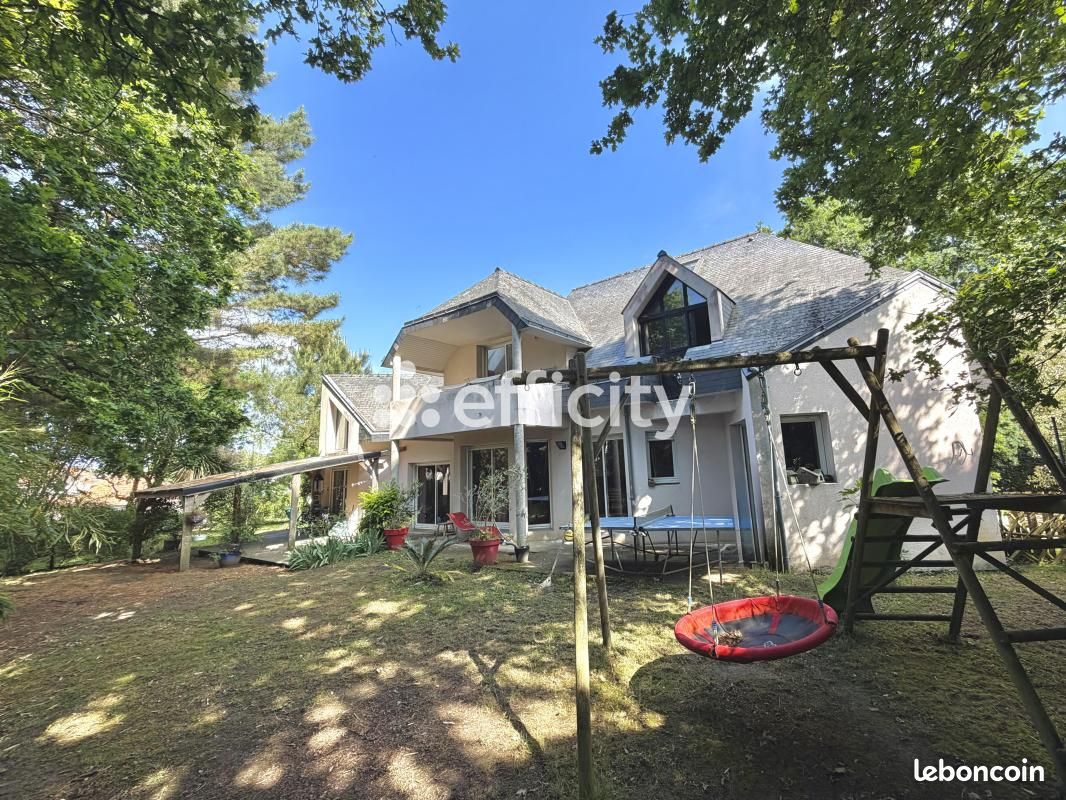 Maison 7 pièces 236 m² · à La Baule-Escoublac · 236 m² · 799 000 €