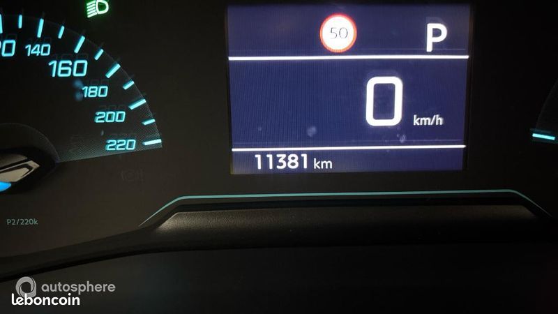 Peugeot 208 1.2 Hybrid 110ch Style e-DCS6 (image 9)