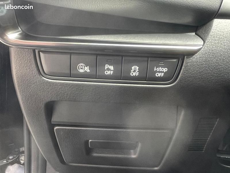 Mazda Mazda 3 2.0 e-SKYACTIV-X M-Hybrid 186ch Centre Line BVA 2025 (image 27)