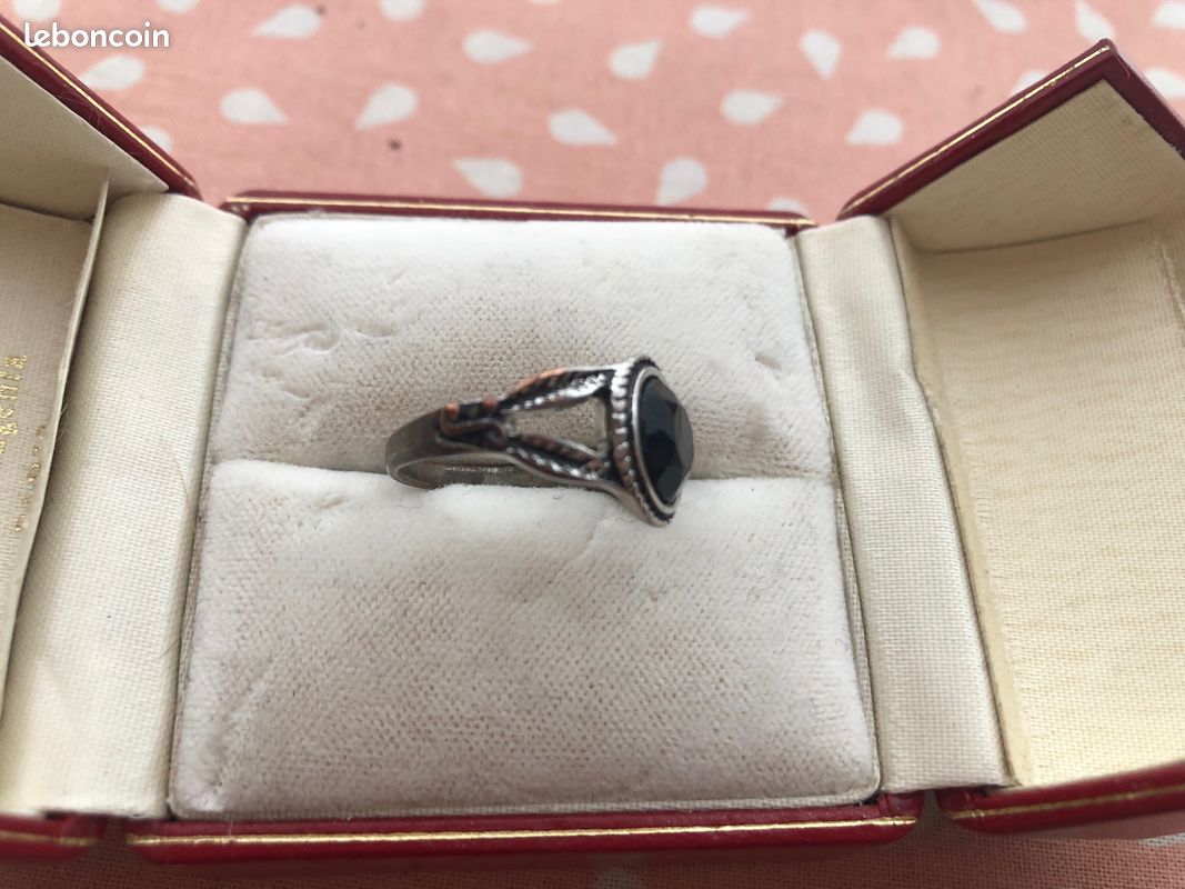 Bague métal et pierre noire vintage (image 3)