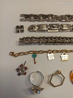 Lot De Bijoux Anciens Et Fantaisie - Collection Vintage Variée (R101)