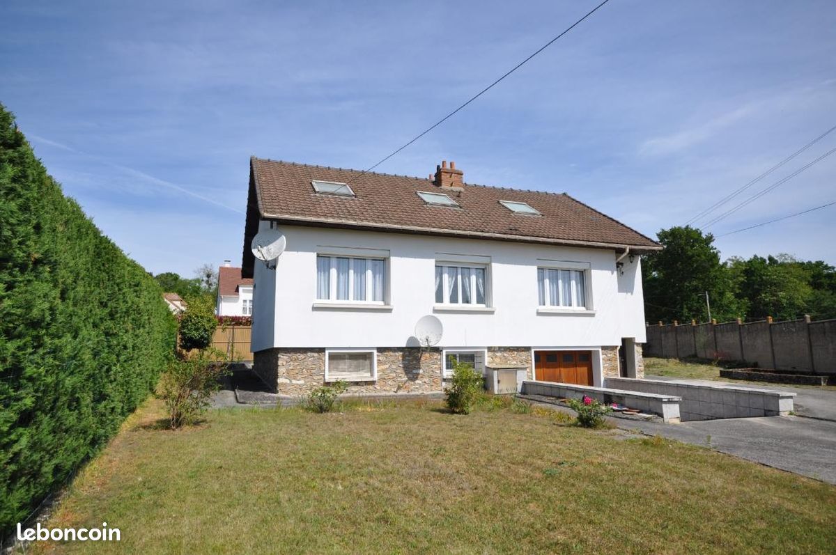 Maison 6 pièces 109 m² · à Bruyères-le-Châtel · 109 m² · 295 000 €