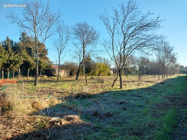 Terrain 300 m² Le Luc