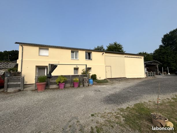Immeuble 190 m² Égletons