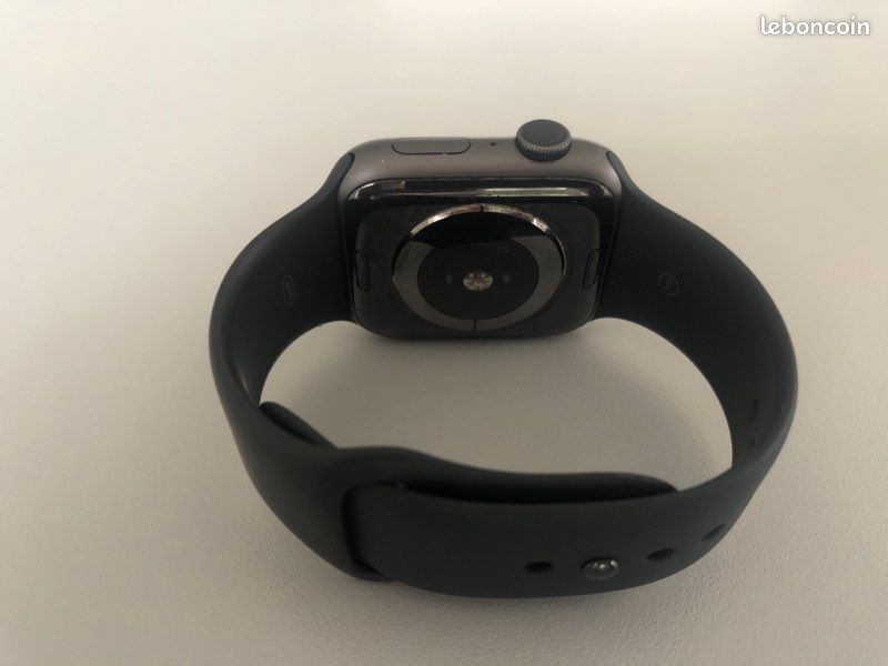 Apple Watch 4 44mm GPS (image 5)