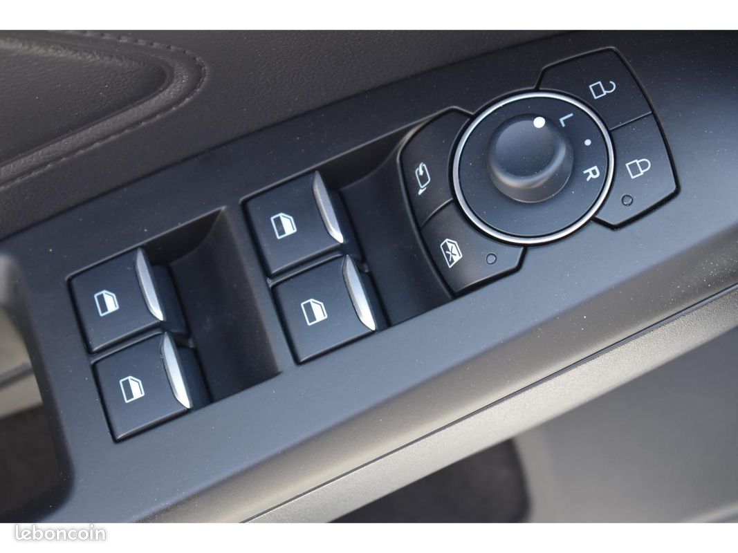 FORD FOCUS 1.5 EcoBlue 115 Powershift ST LINE X (image 10)