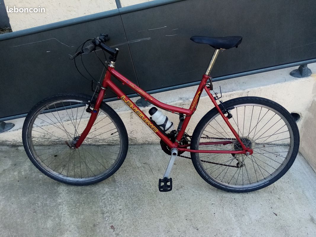 Vélo et accessoires (image 1)